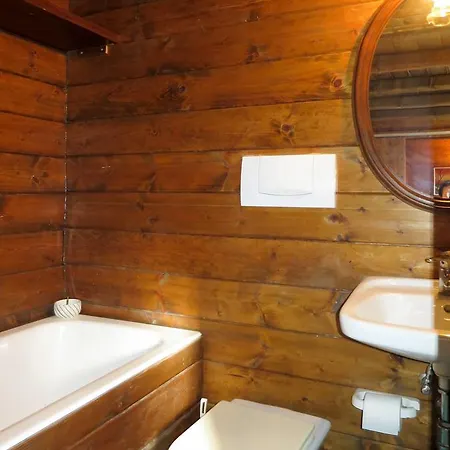 Casina Lory 200s * Casasco Intelvi