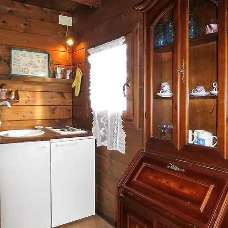 Casina Lory 200s * Casasco Intelvi